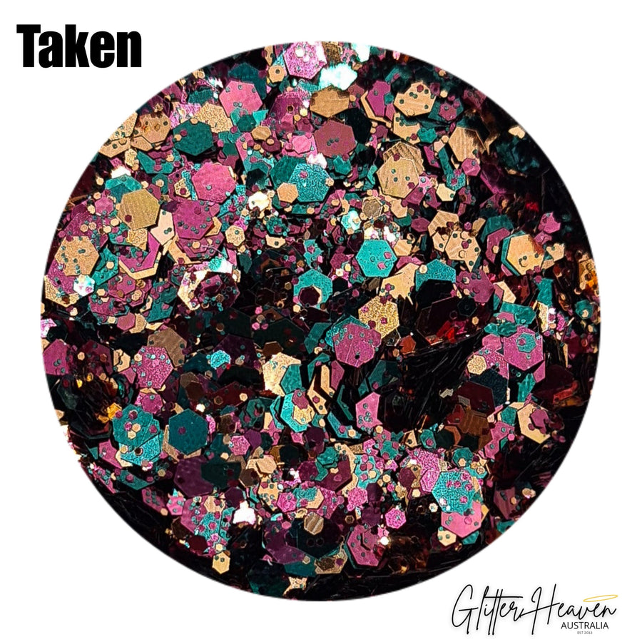 【HUGYOURSKIN】Glitter Melted Tea (Charcoal) Shop Glitter for Crafts, Resin Art & Makeup | Mugsie